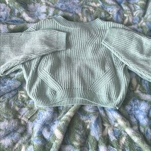 H&M Green Crew Neck Sweater with Ribbed Texture